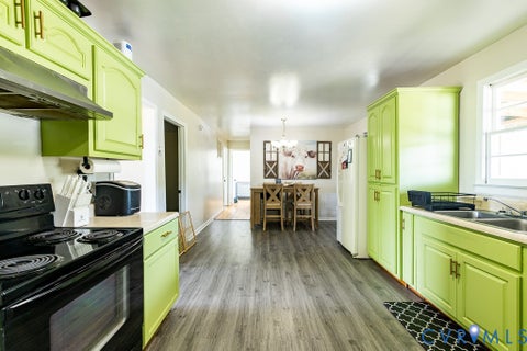 Tiny photo for 16102 Old Cryors Road, Mc Kenney, VA 23872 (MLS # 2621307)