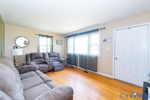 Tiny photo for 16102 Old Cryors Road, Mc Kenney, VA 23872 (MLS # 2621307)