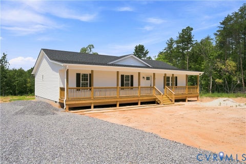 Tiny photo for 104 Abrams Road RD, Farmville, VA 23901 (MLS # 2621852)