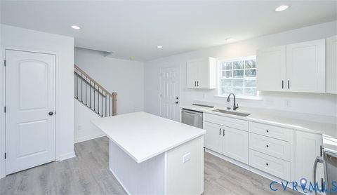 Tiny photo for 1157 W Wythe Street, Petersburg, VA 23803 (MLS # 2601534)