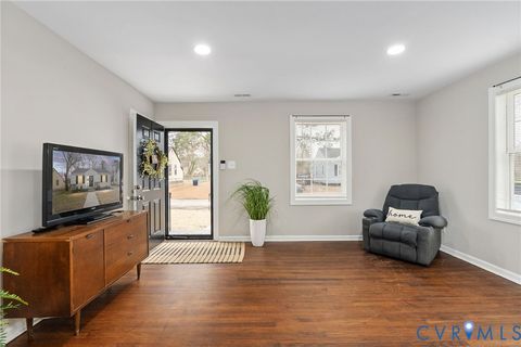 Tiny photo for 59 Monument Avenue, Petersburg, VA 23803 (MLS # 2603940)