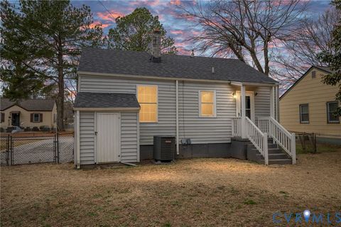 Tiny photo for 59 Monument Avenue, Petersburg, VA 23803 (MLS # 2603940)