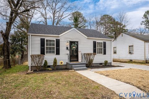 Tiny photo for 59 Monument Avenue, Petersburg, VA 23803 (MLS # 2603940)