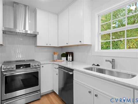 Tiny photo for 702 Westham Parkway, Henrico, VA 23229 (MLS # 2627806)