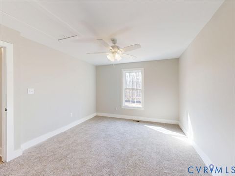 Tiny photo for 15085 Lebanon Road, Disputanta, VA 23842 (MLS # 2533134)