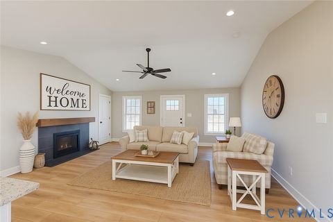 Tiny photo for 15085 Lebanon Road, Disputanta, VA 23842 (MLS # 2533134)