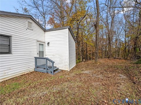 Tiny photo for 504 Longwood Avenue, Farmville, VA 23901 (MLS # 2602766)
