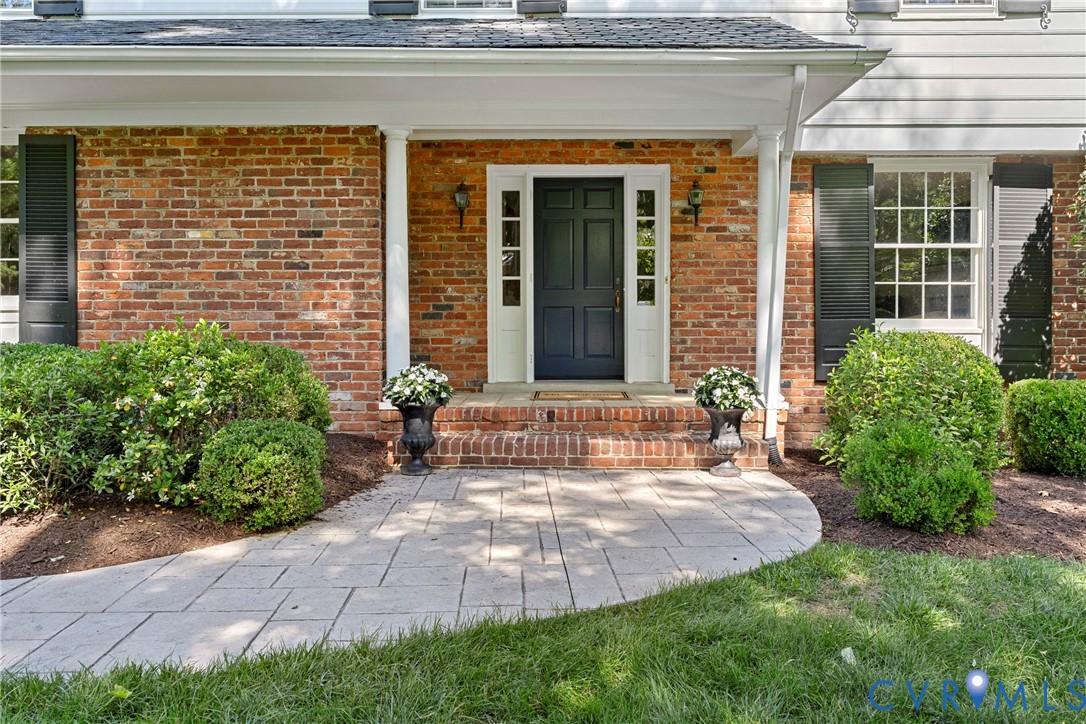 206 Walsing Drive