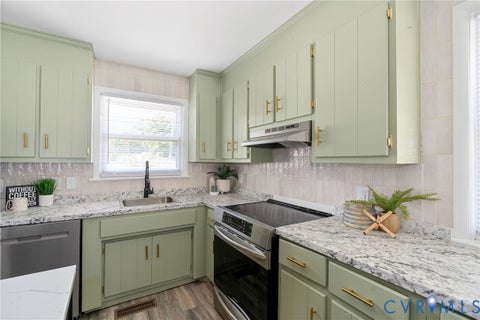 Tiny photo for 2219 Dellrose Drive, Hopewell, VA 23860 (MLS # 2624362)