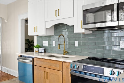 Tiny photo for 1412 W Laburnum Avenue, Richmond, VA 23227 (MLS # 2622507)