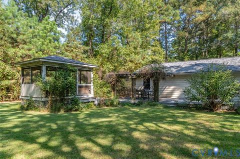 Tiny photo for 222 Robin Avenue, Richmond, VA 23223 (MLS # 2526692)