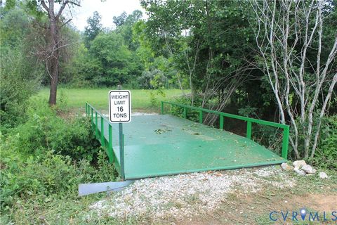 Tiny photo for TBD Dunn Roamin Road, Appomattox, VA 24522 (MLS # 2619892)