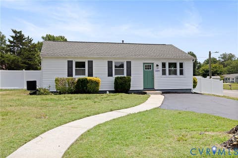Photo of 2201 Brockway Lane, Richmond, VA 23223 (MLS # 2617629)