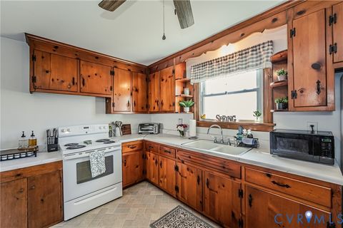 Tiny photo for 8236 Lee Davis Road, Mechanicsville, VA 23111 (MLS # 2606778)