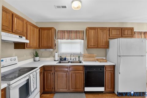 Tiny photo for 7530 S Genito Road, Jetersville, VA 23083 (MLS # 2612564)