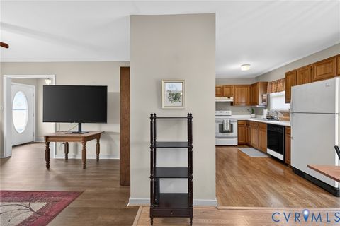 Tiny photo for 7530 S Genito Road, Jetersville, VA 23083 (MLS # 2612564)
