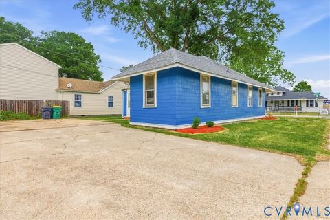 Tiny photo for 100 N 3rd Avenue, Hopewell, VA 23860 (MLS # 2612012)