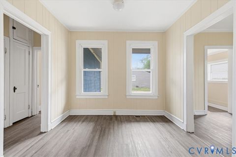 Tiny photo for 100 N 3rd Avenue, Hopewell, VA 23860 (MLS # 2612012)