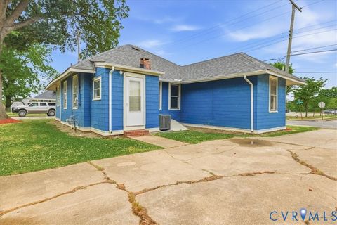 Tiny photo for 100 N 3rd Avenue, Hopewell, VA 23860 (MLS # 2612012)