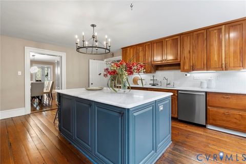 Tiny photo for 2403 E Grace Street, Richmond, VA 23223 (MLS # 2606379)