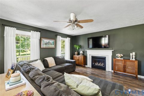 Tiny photo for 8136 Warriner Road, Richmond, VA 23231 (MLS # 2612243)
