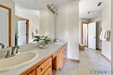 Tiny photo for 8136 Warriner Road, Richmond, VA 23231 (MLS # 2612243)