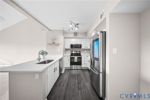 Tiny photo for 620 Fern Meadow Loop #305, Midlothian, VA 23114 (MLS # 2606513)