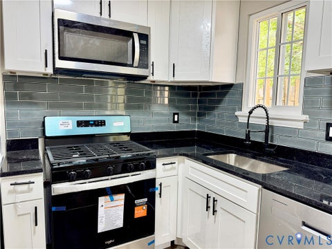 Photo of 403 Roxana Road, Henrico, VA 23075 (MLS # 2626225)