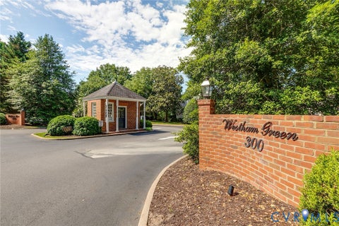 Photo of 300 N Ridge Road #20, Henrico, VA 23229 (MLS # 2614444)