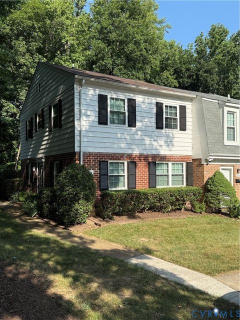 Photo of 1514 Heritage Hill Drive, Henrico, VA 23238 (MLS # 2618300)