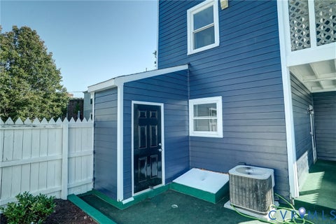 Tiny photo for 506 Hancock Street, Richmond, VA 23220 (MLS # 2629323)