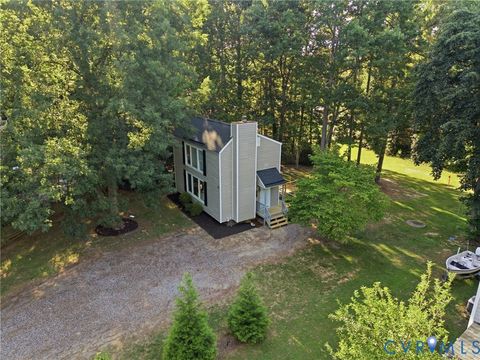 Tiny photo for 4900 Genlou Circle, Chesterfield, VA 23832 (MLS # 2614278)
