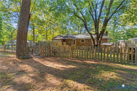 Tiny photo for 8444 New London Road, Mechanicsville, VA 23116 (MLS # 2629326)