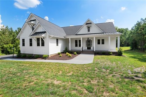1533 Smokey Ridge Road Maidens VA 23102