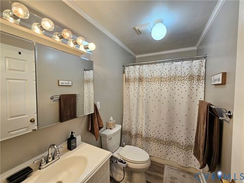 Tiny photo for 508 Kevin Drive, Farmville, VA 23901 (MLS # 2600353)