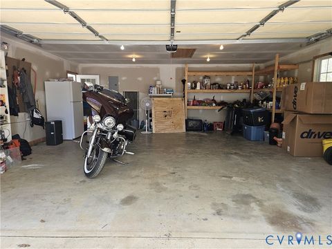 Tiny photo for 508 Kevin Drive, Farmville, VA 23901 (MLS # 2600353)