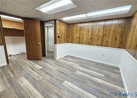 Tiny photo for 508 Kevin Drive, Farmville, VA 23901 (MLS # 2600353)