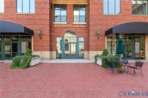 Photo of 1101 Haxall Point #U504, Richmond, VA 23219 (MLS # 2623785)