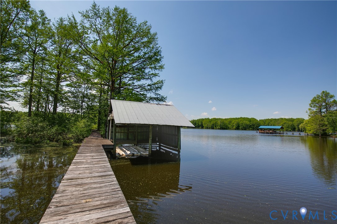 2221 S Landing Road