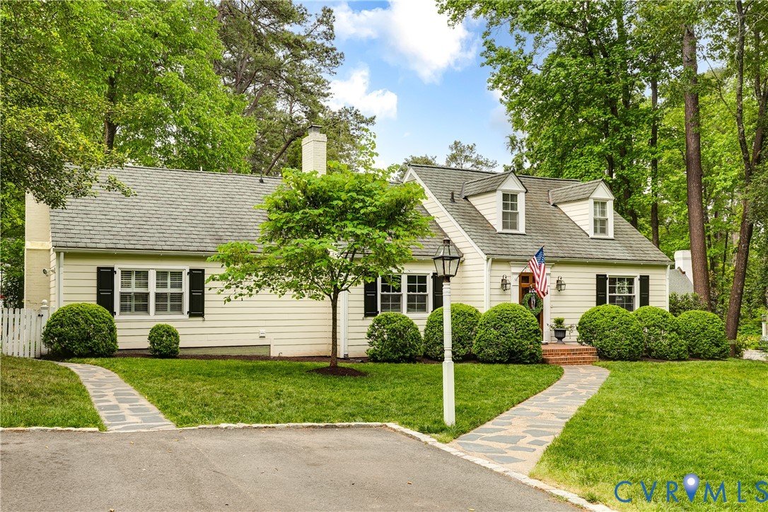 709 Spottswood Road