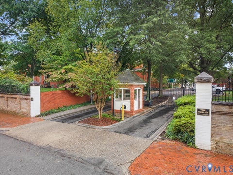 Tiny photo for 1401 Floyd Avenue #U102, Richmond, VA 23220 (MLS # 2626217)