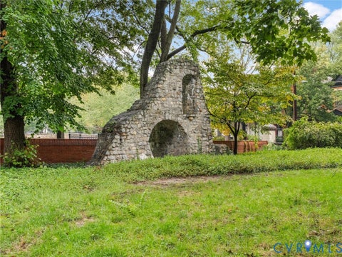 Tiny photo for 1401 Floyd Avenue #U102, Richmond, VA 23220 (MLS # 2626217)