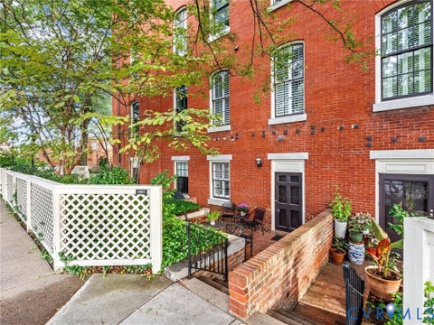 Photo of 1401 Floyd Avenue #U102, Richmond, VA 23220 (MLS # 2626217)