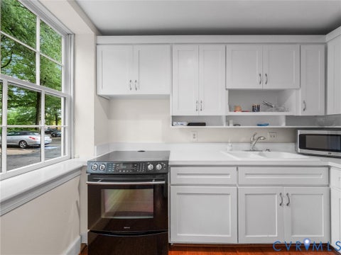 Tiny photo for 1401 Floyd Avenue #U102, Richmond, VA 23220 (MLS # 2626217)
