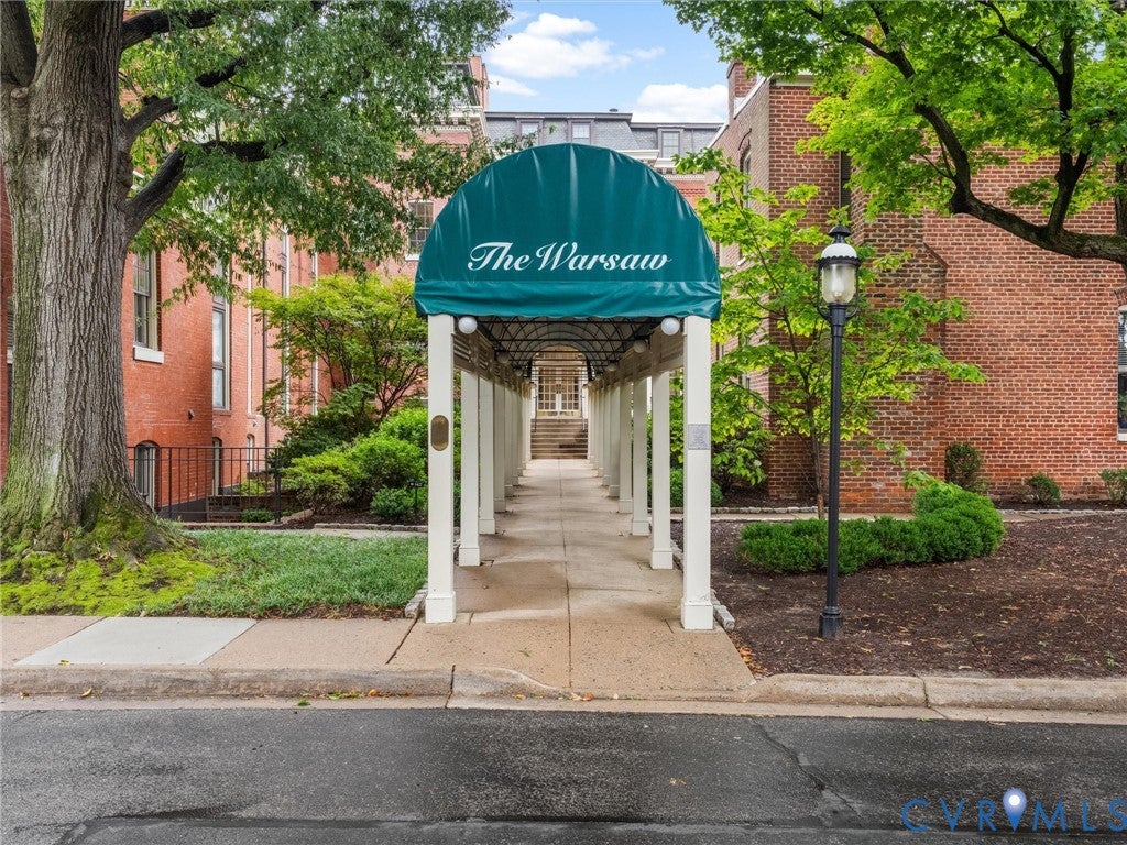 1401 Floyd Avenue U102
