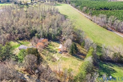 Tiny photo for 19161 Hollowing Creek Road, Beaverdam, VA 23015 (MLS # 2611470)