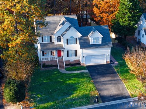 Photo of 5030 Lippingham Drive, Chester, VA 23831 (MLS # 2532055)