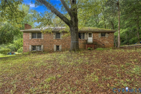 8150 BRADBURY RD, HENRICO, VA 23231 - Image 562757fdb8fb7aca846d1ee4f044279e/2183086762