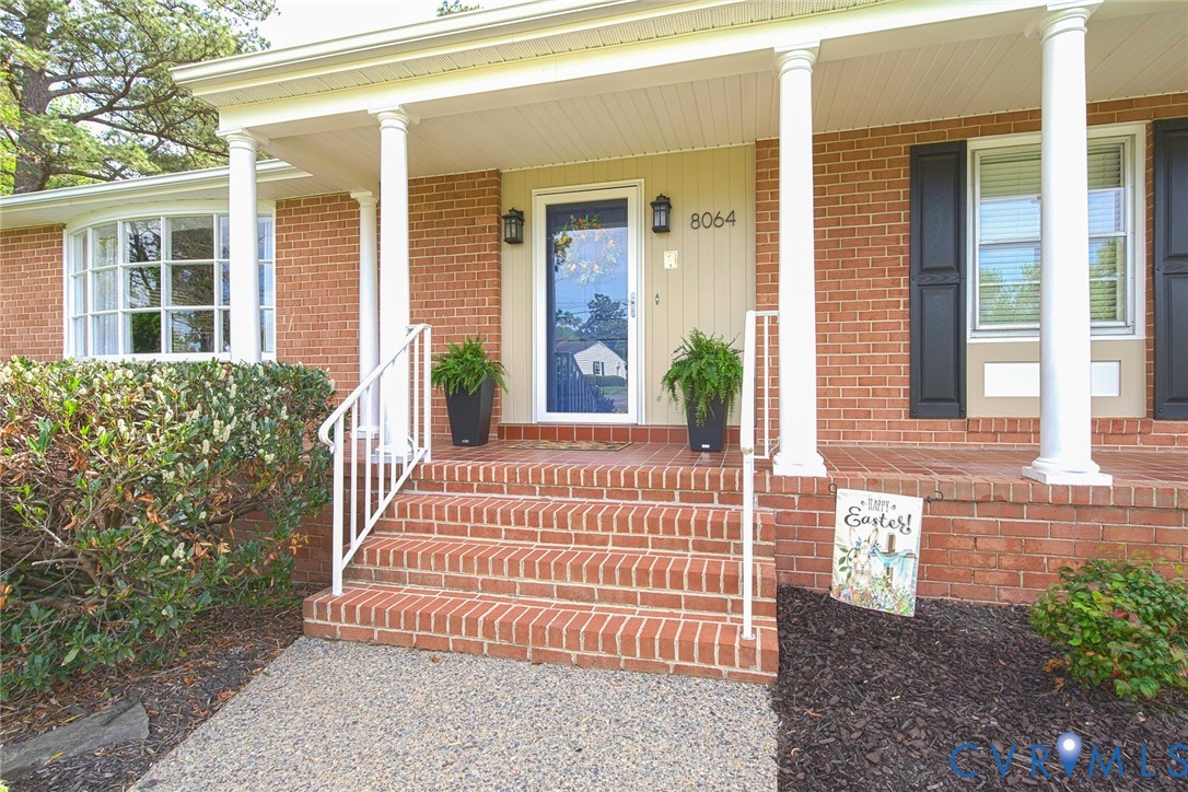 8064 S Mayfield Lane