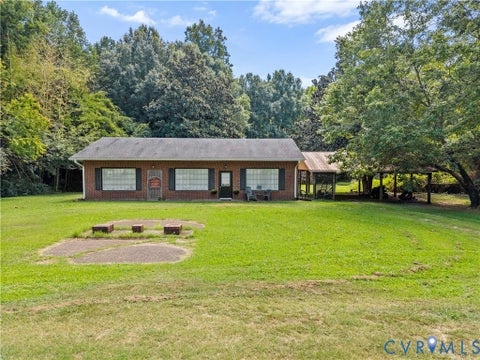Photo of 18541 W Pridesville Road, Amelia Courthouse, VA 23002 (MLS # 2623811)